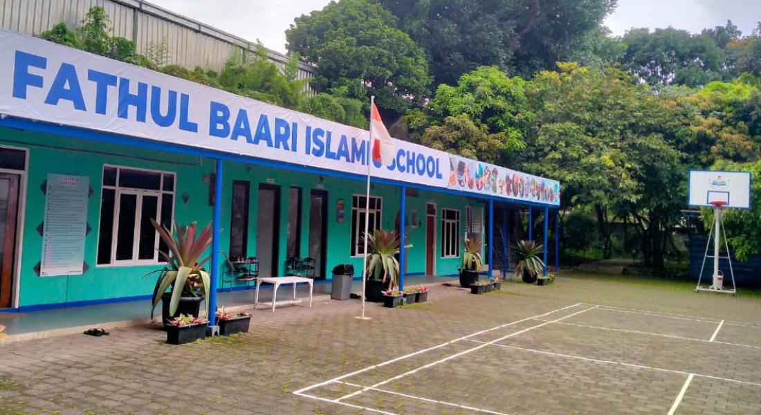 Tampak Depan Sekolah